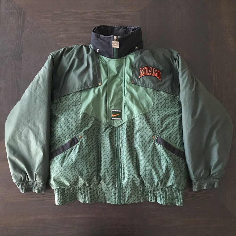 NIKE UNIVERSITY OF MIAMI DUCK DOWN COAT SIZE M